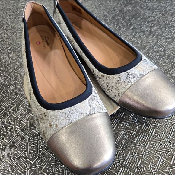 🐢 Clarks Unstructured Darcy Cap Snake Leather Ballet flats women's size 10 LN! - Picture 1 of 17